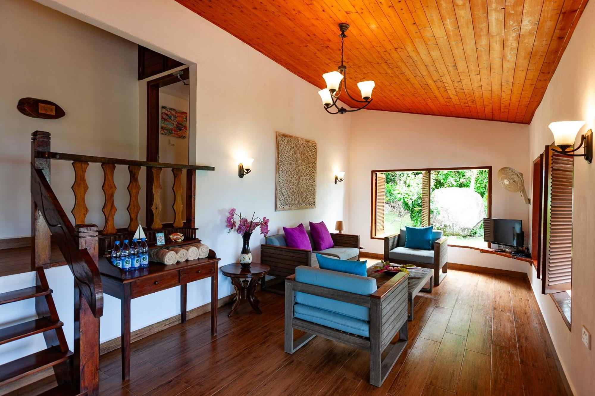 Chalets Cote Mer เบเซนต์แอนน์ ภายนอก รูปภาพ