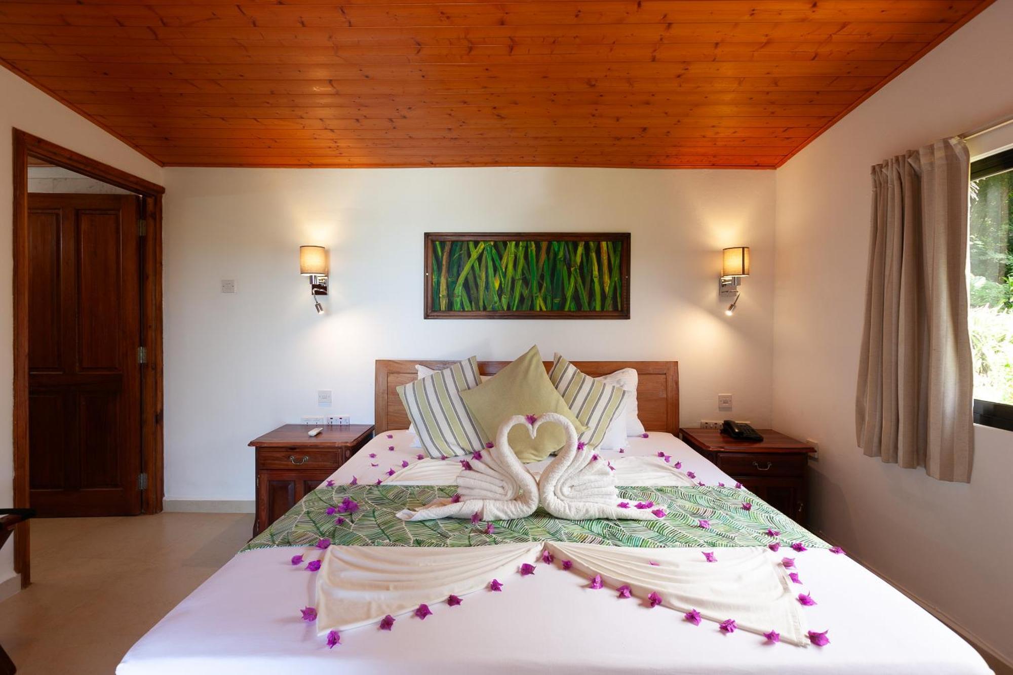 Chalets Cote Mer เบเซนต์แอนน์ ภายนอก รูปภาพ