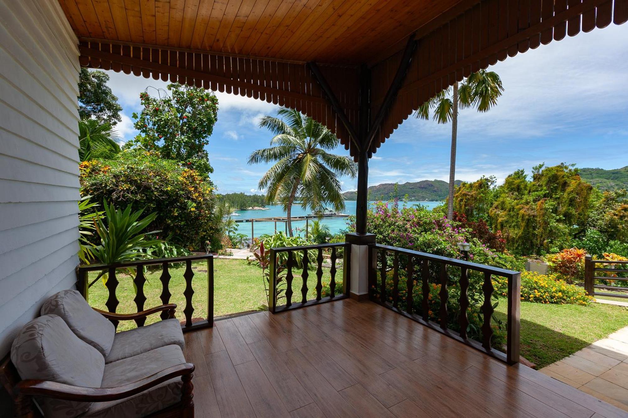 Chalets Cote Mer เบเซนต์แอนน์ ภายนอก รูปภาพ